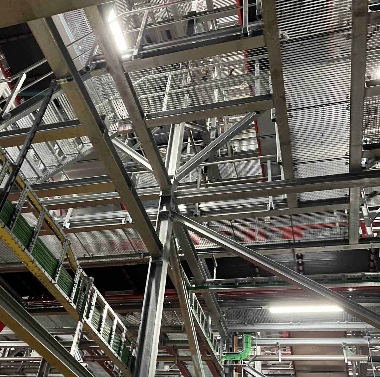 Materialstrom auf Förderband als Grundlage für Prozessanalyse